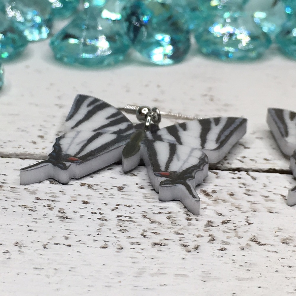 Zebra Acrylic Butterfly Earrings - Picture 3 of 8